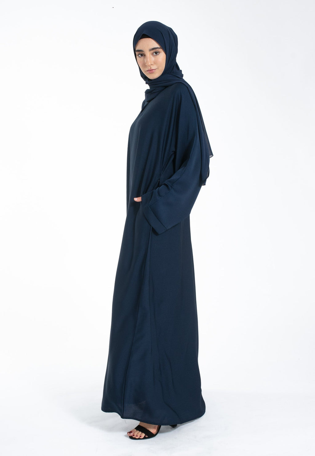 The Essential Abaya — Midnight Navy