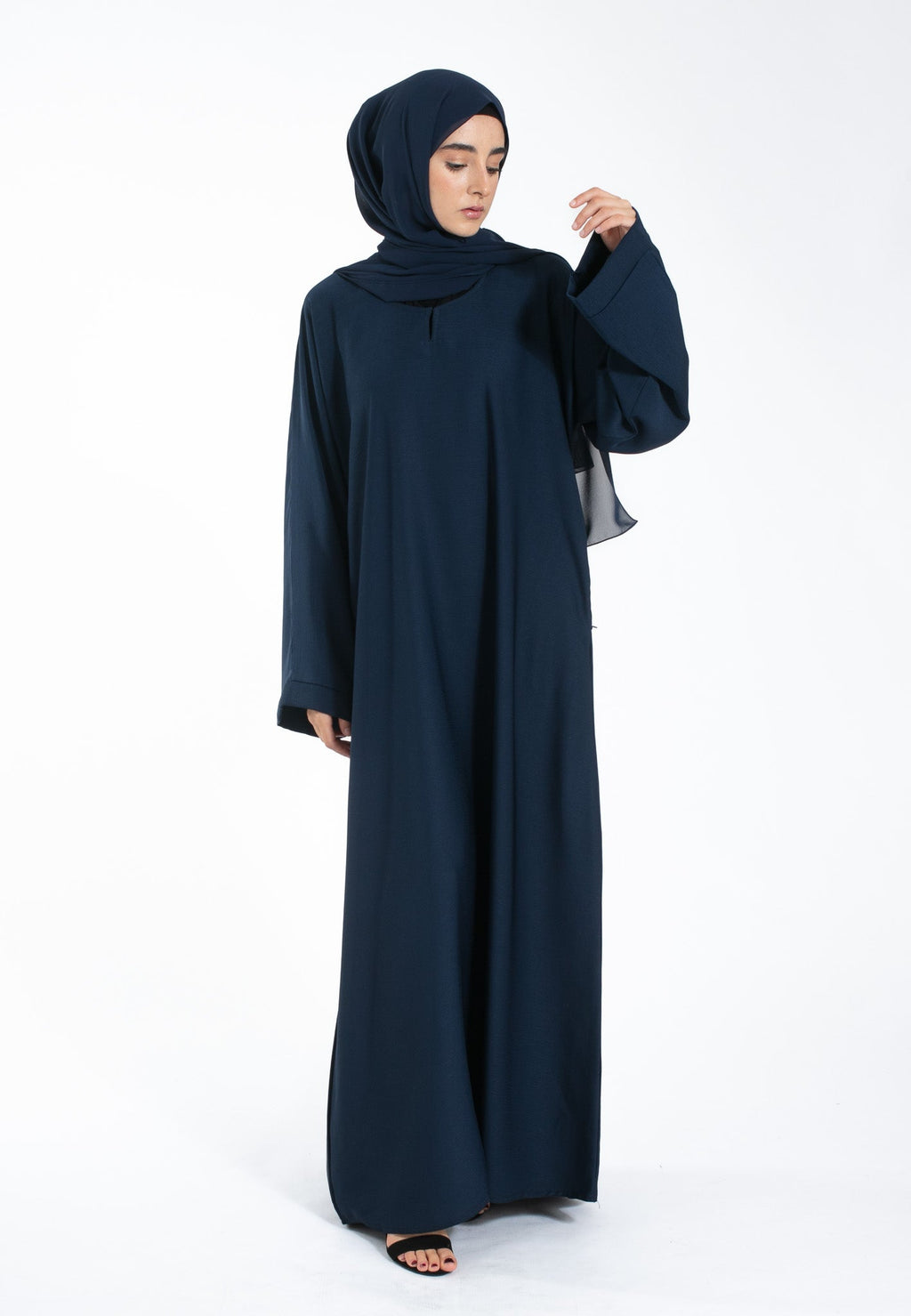 The Essential Abaya — Midnight Navy